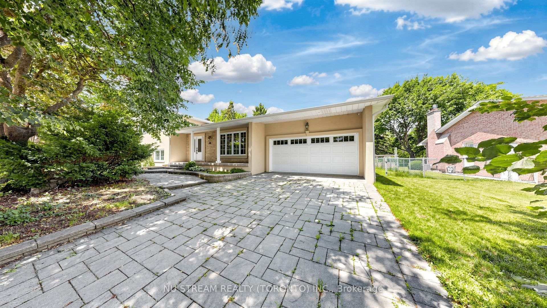 20 Blackforest Drive photo 3