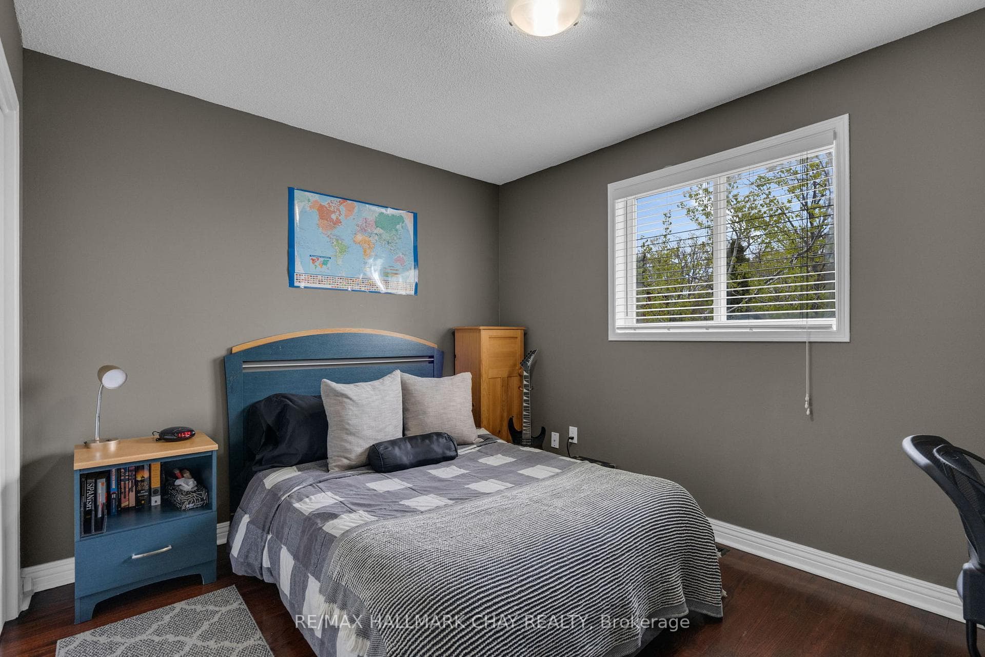 34 Crompton Drive photo 20