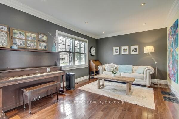 115 Richmond Street photo 6