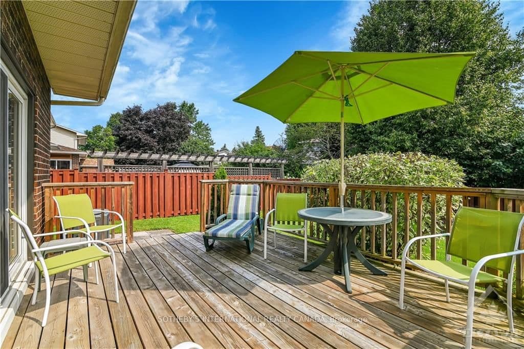 35 HOLITMAN Drive photo 25