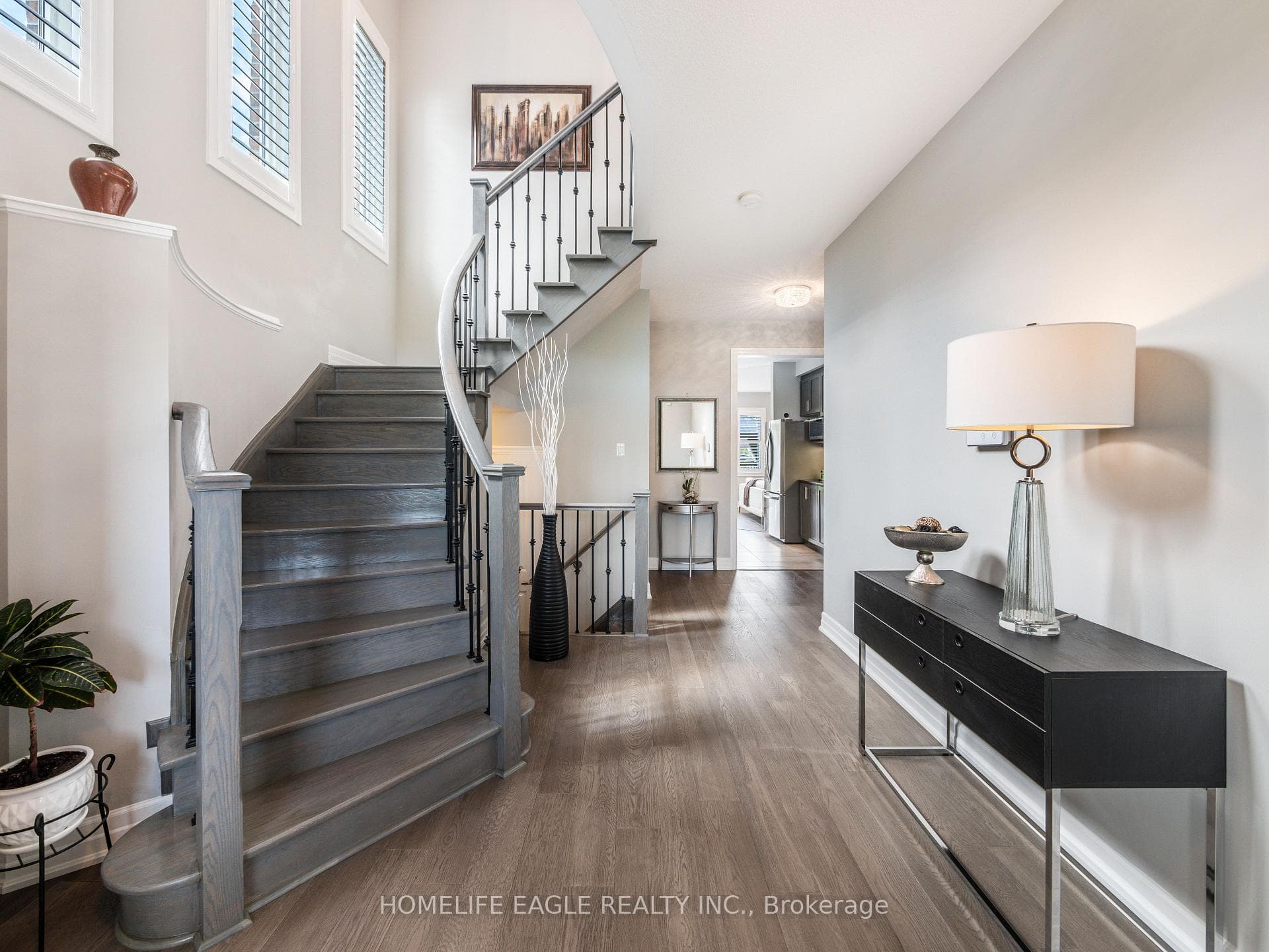 488 Gulfstream Avenue photo 3