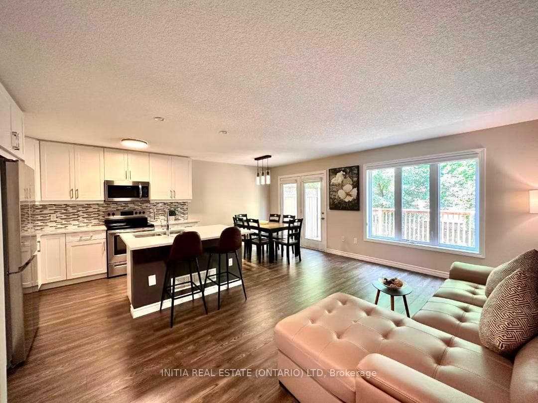 1010 Fanshawe Park Road Unit 31 photo 7