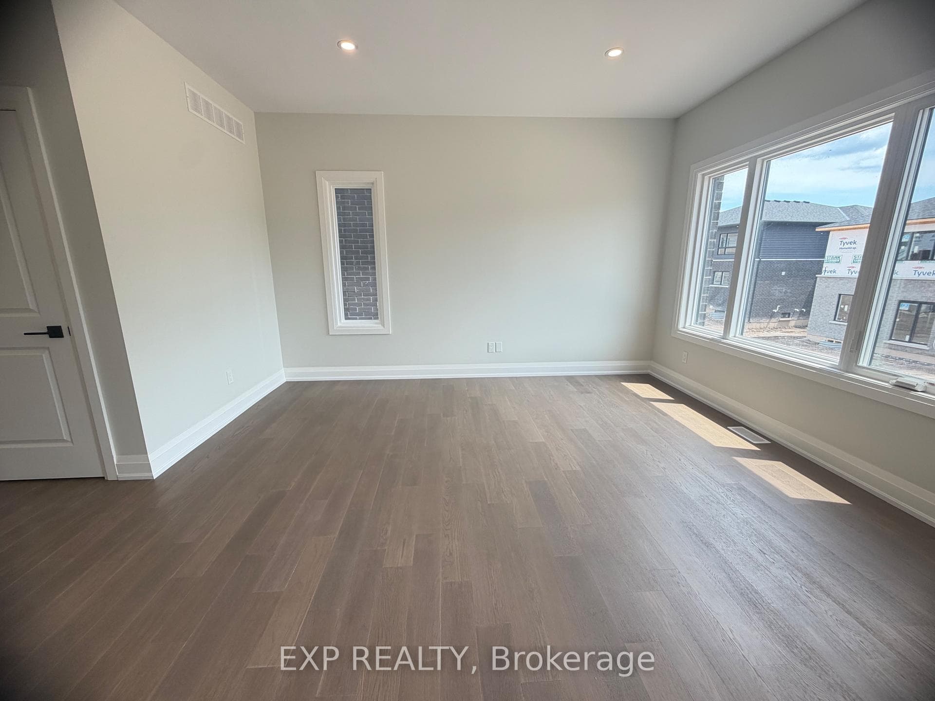 6418 SUNSHINE Common photo 11