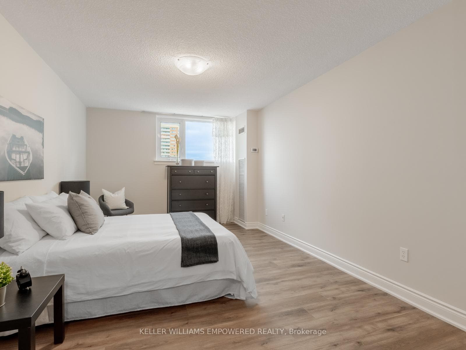 Bring On The King Sized Bed!