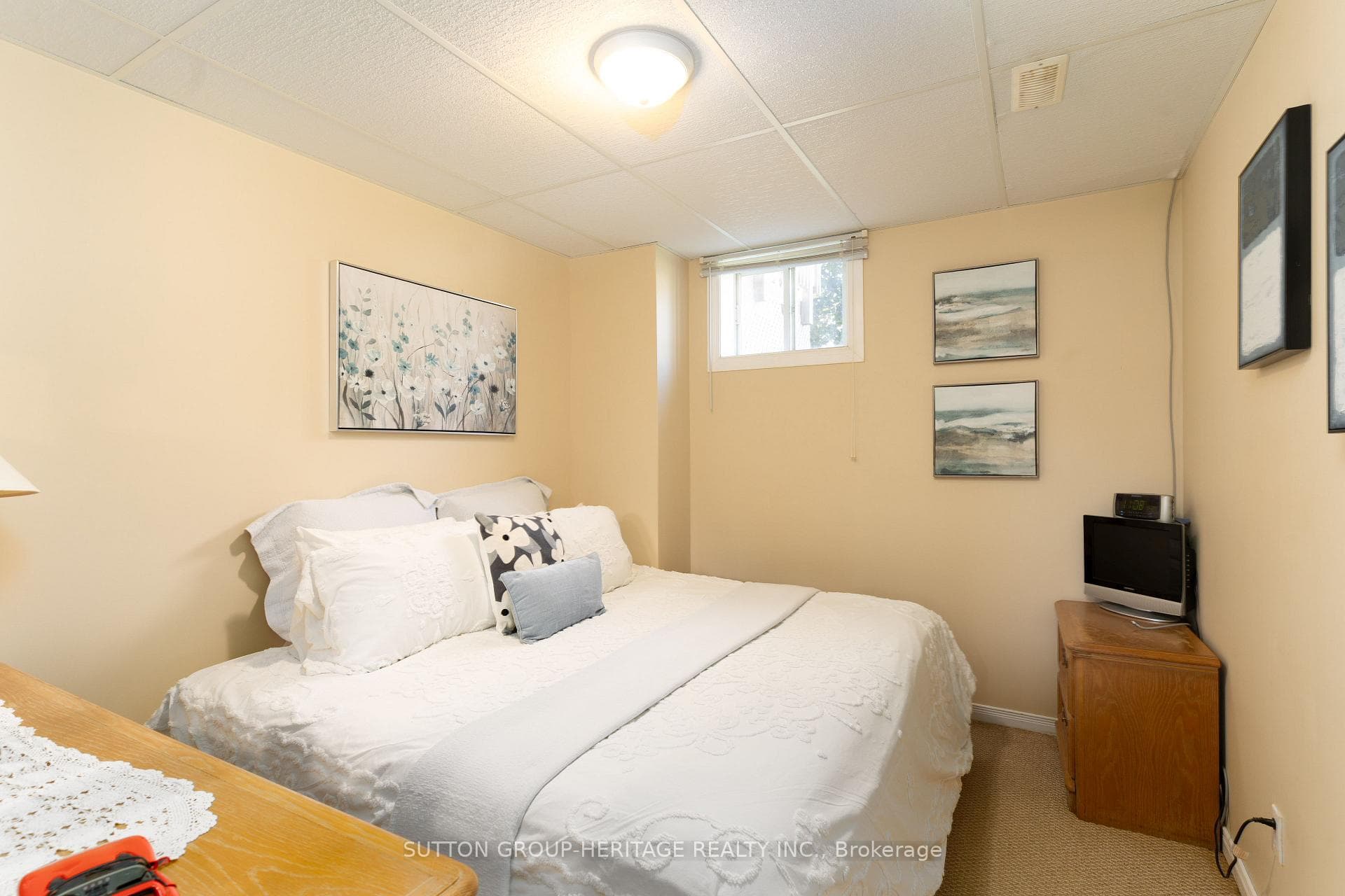 99 SWEETNAM Drive photo 21