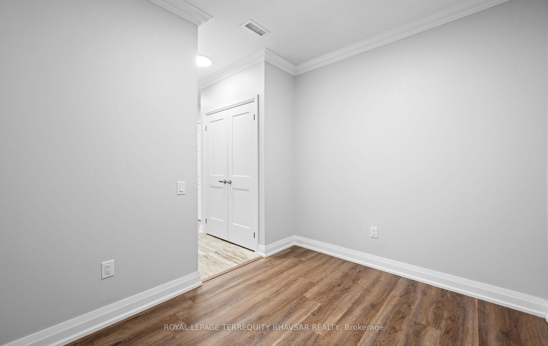 830 Megson Terrace Unit 621 photo 35