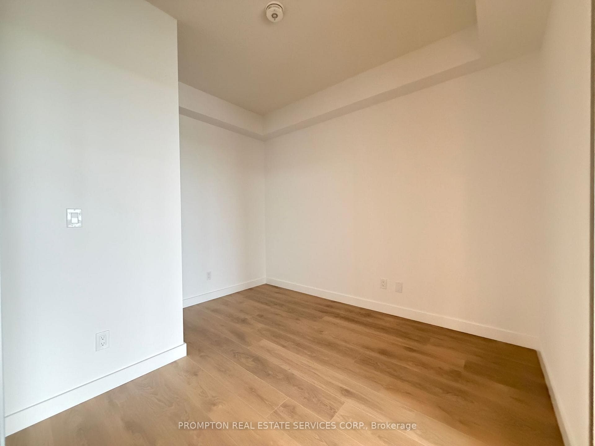 68 Esther Shiner Boulevard Unit 809 photo 10