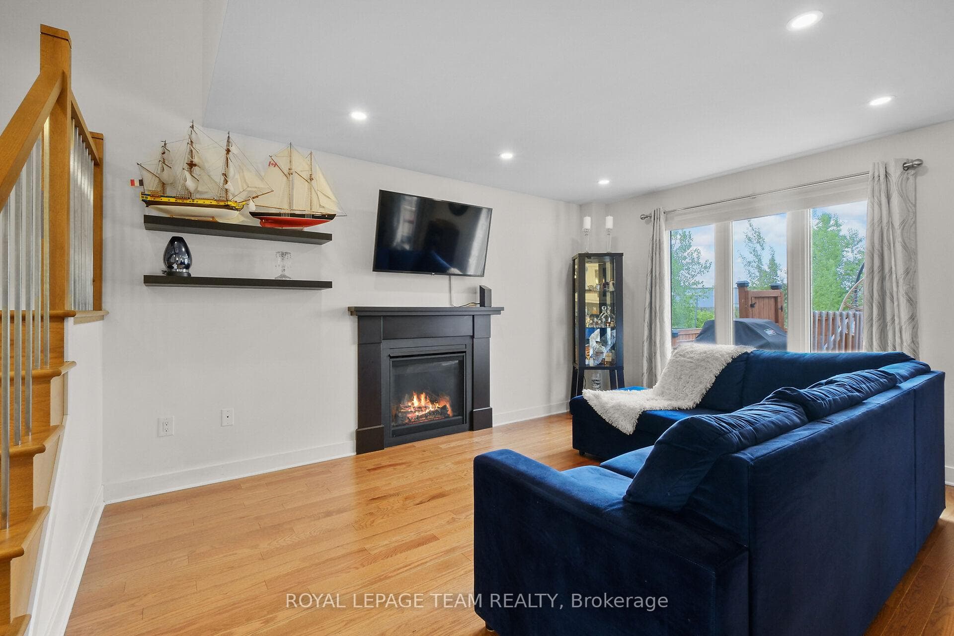 Large window provides plenty of natural light.