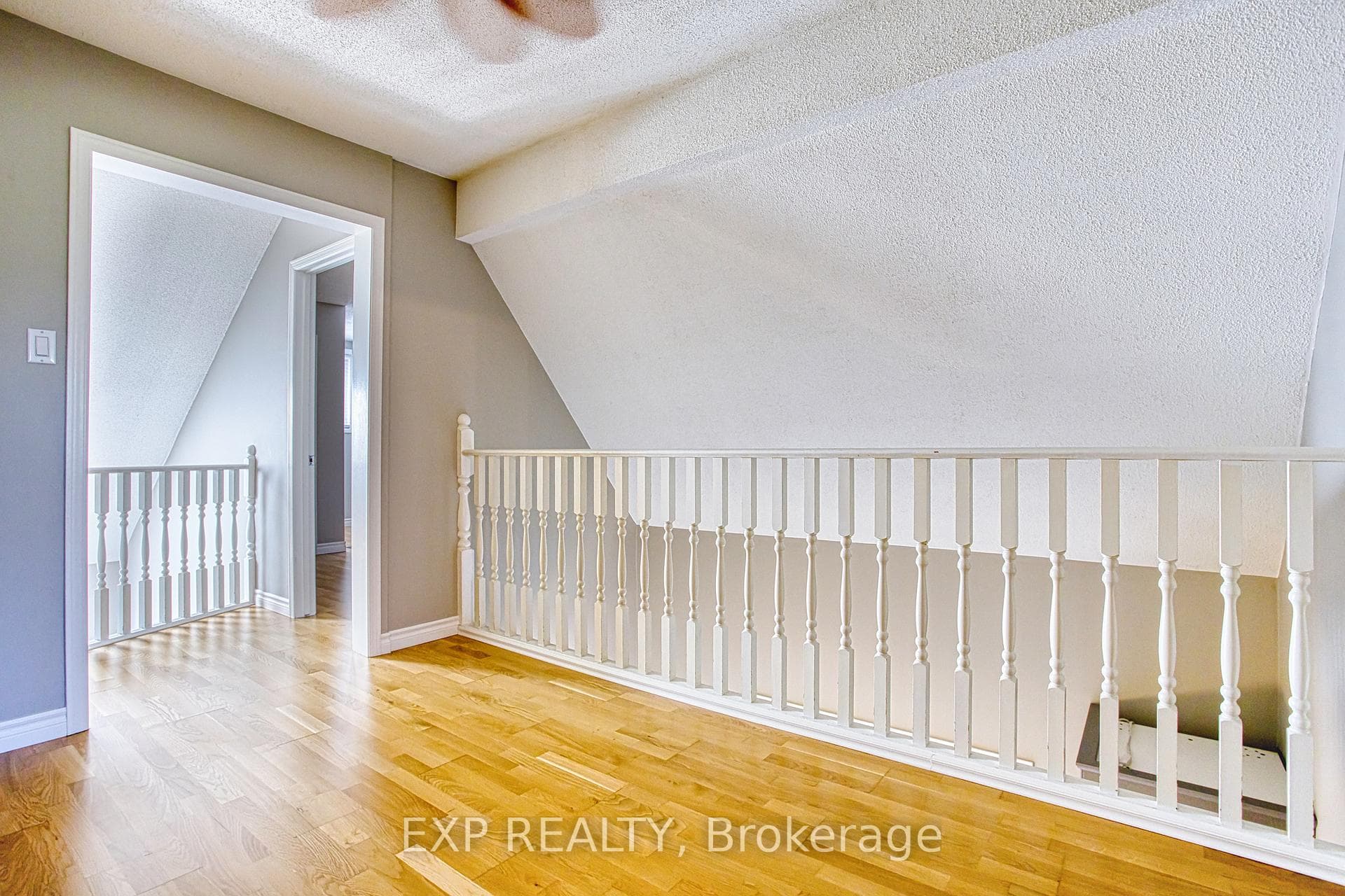 4588 Juniper Court photo 25