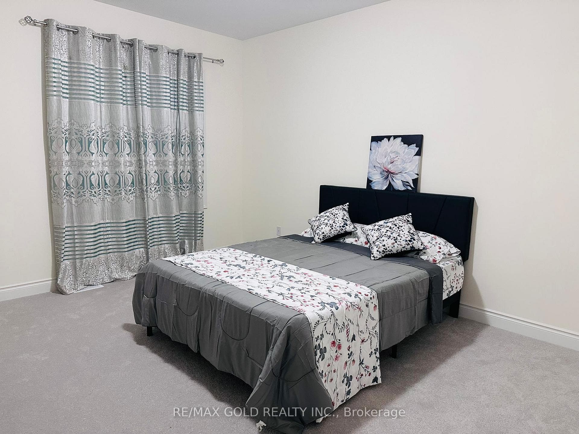 78 Clockwork Drive photo 15