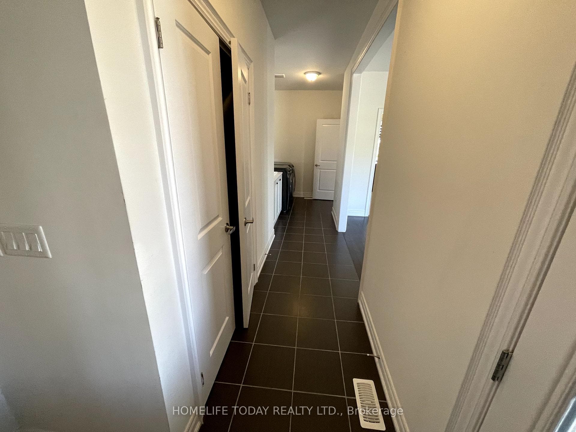 91 Summer Breeze Drive photo 25