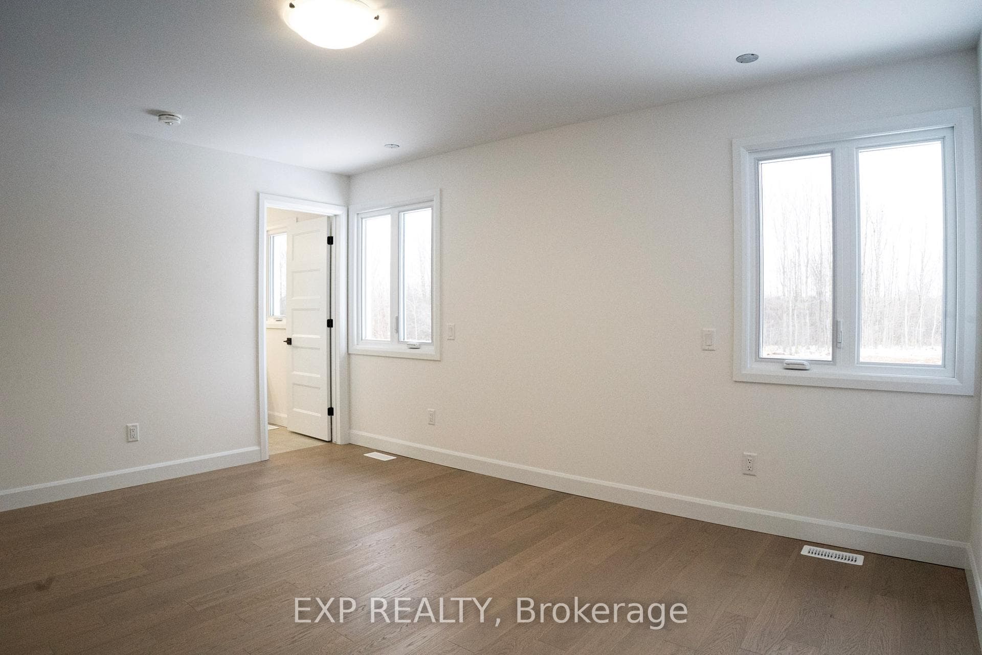 144 Giroux Street photo 29