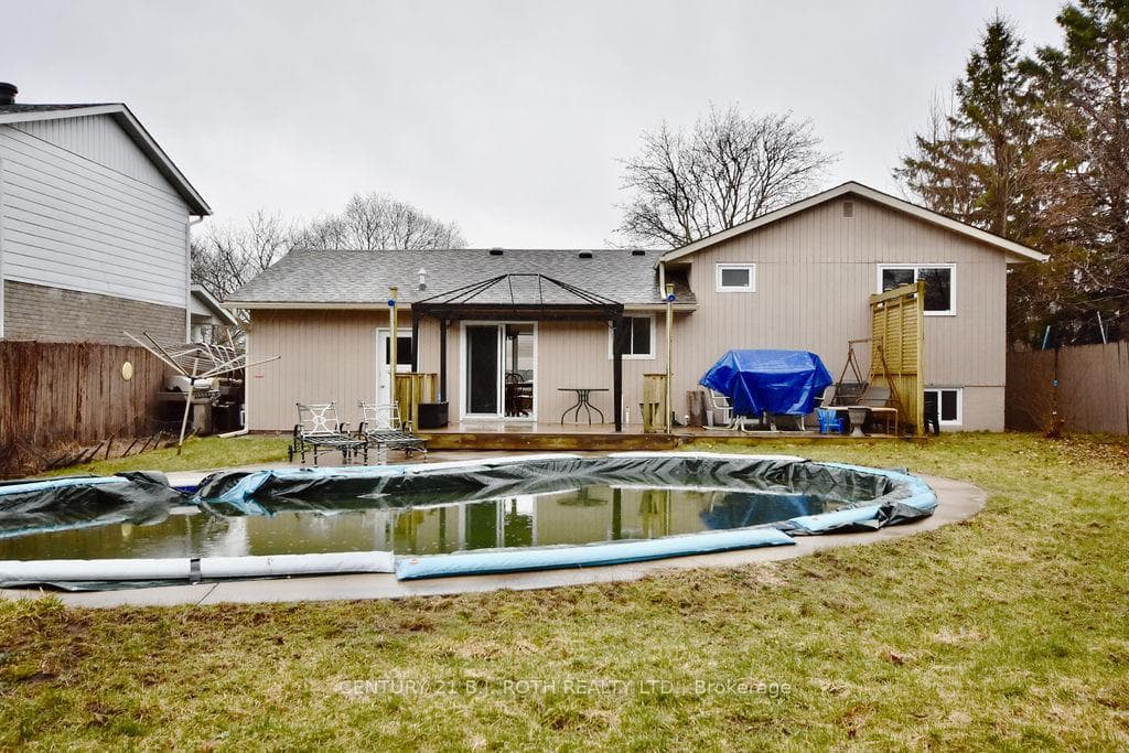 32 Clover Avenue photo 35