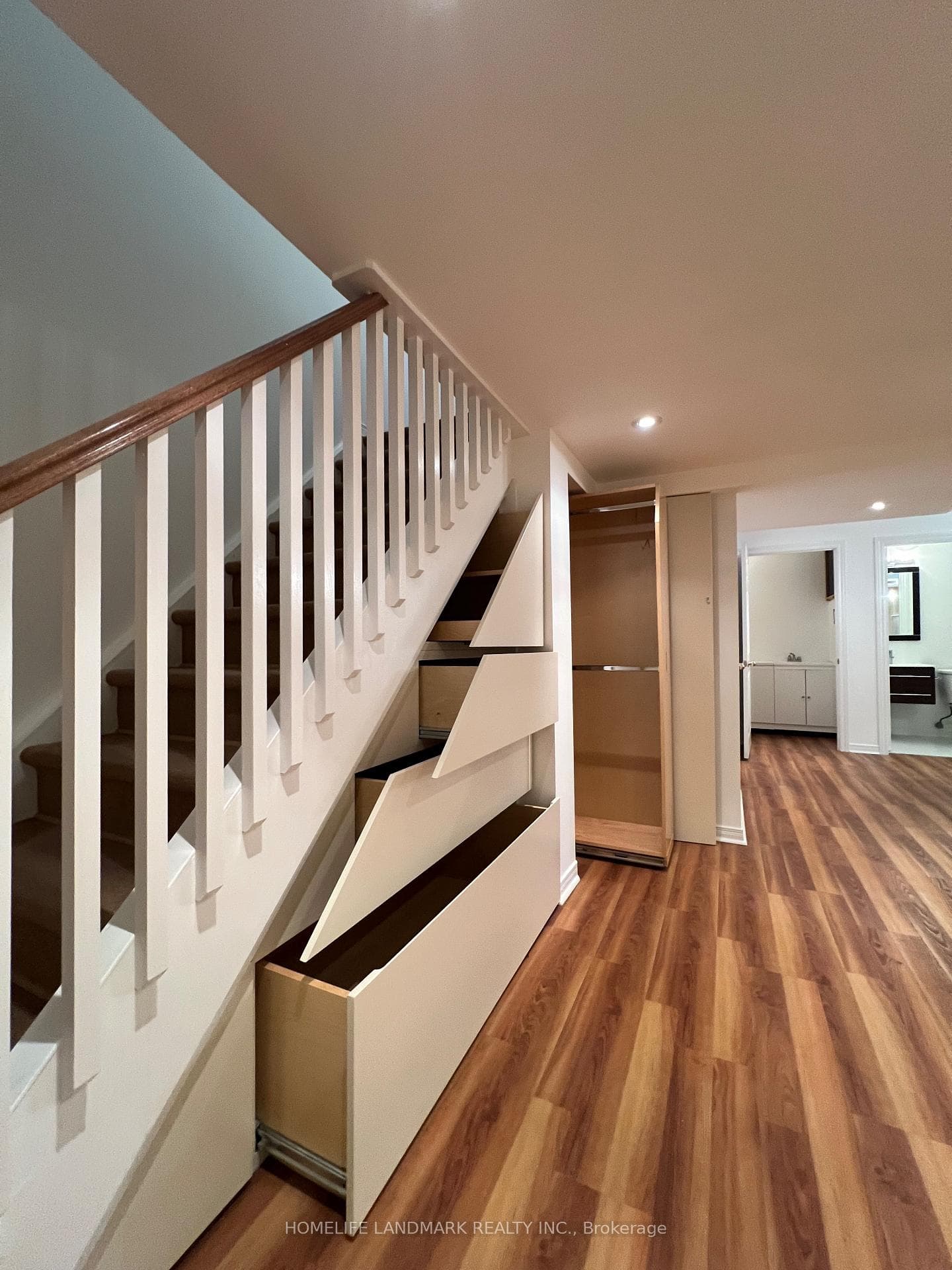 55 Quetico Drive photo 24