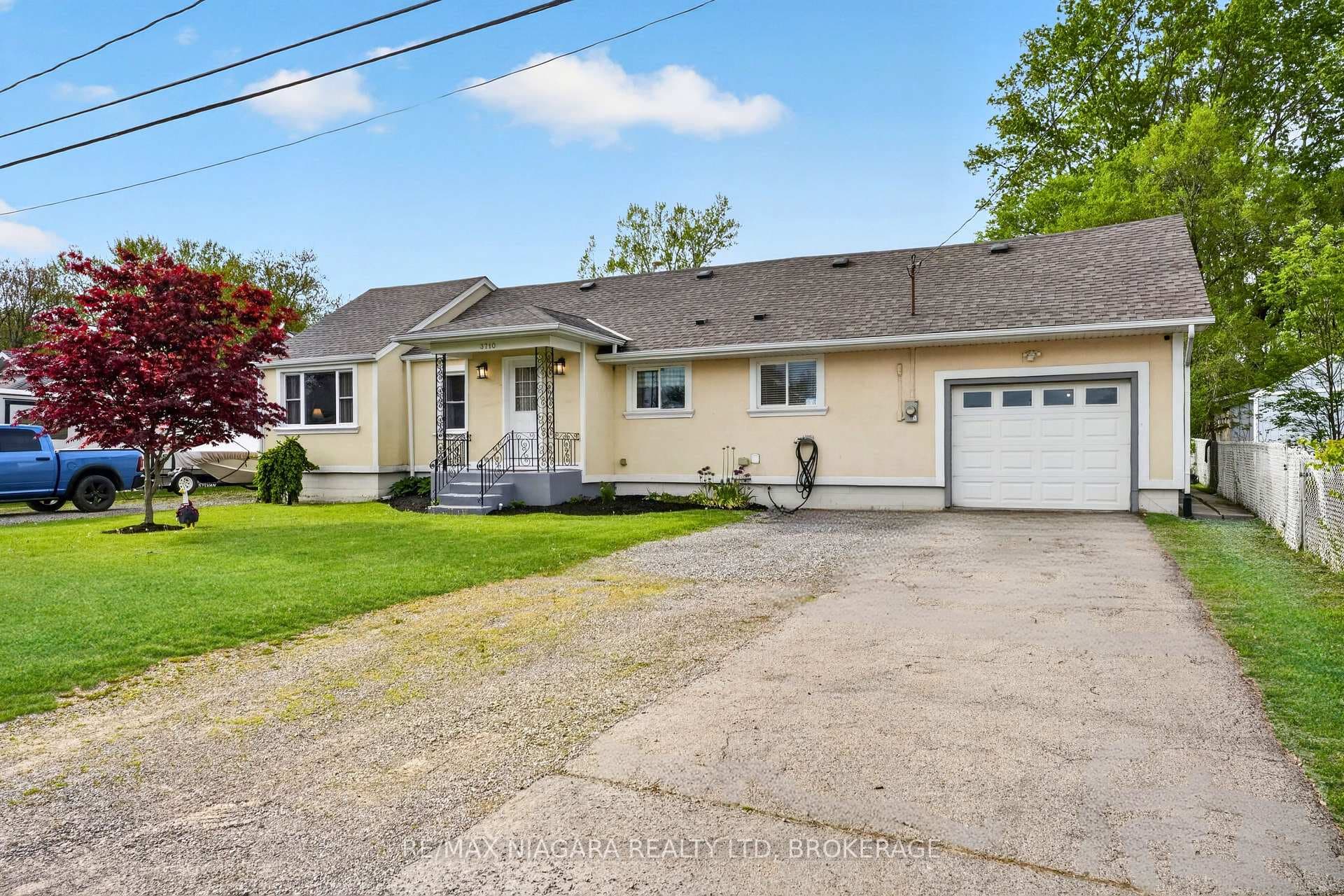 Welcome to 3710 Brunswick Ave!