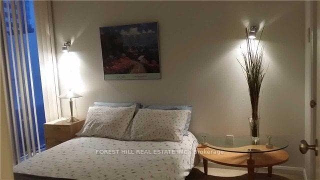 111 Elizabeth Street Unit 1120 photo 10