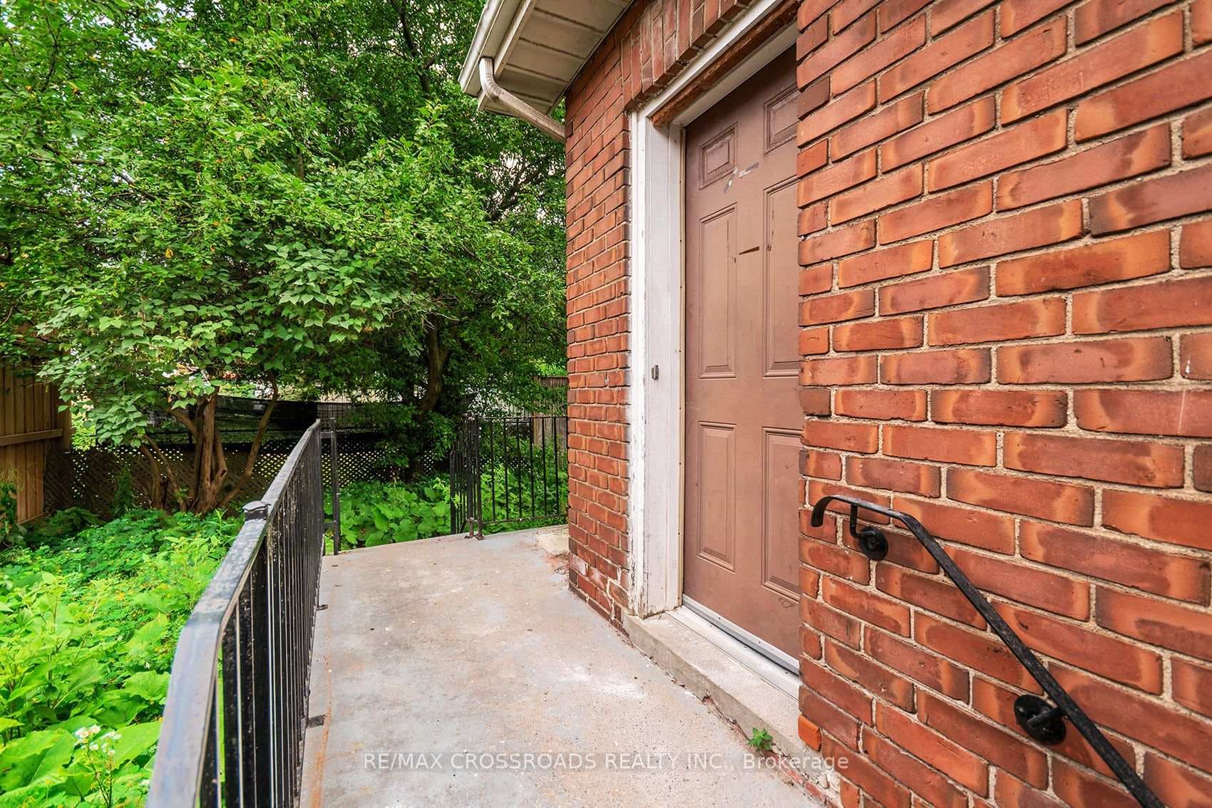 313 Olive Avenue photo 36