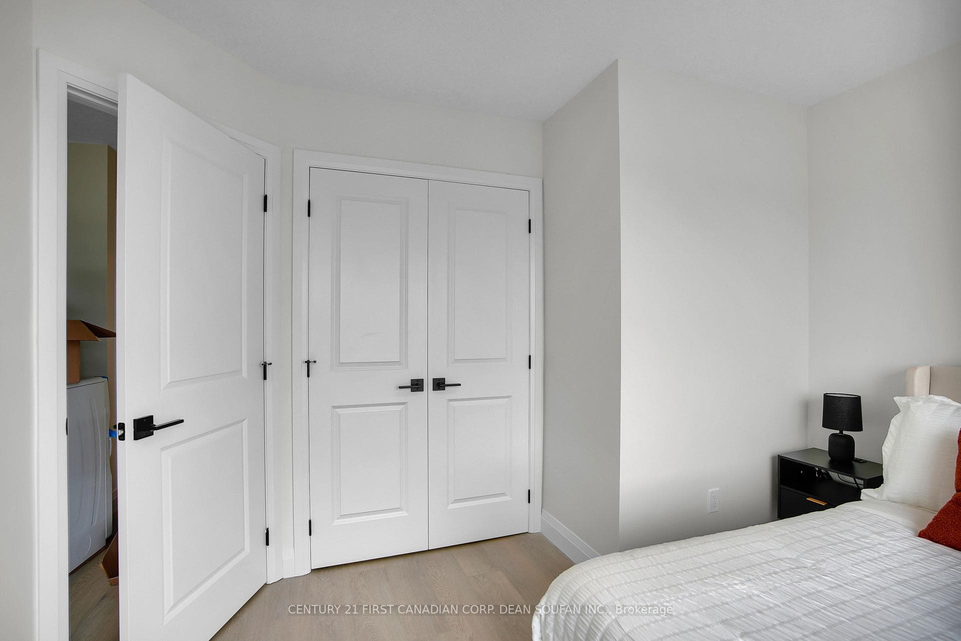 783 BANYAN Lane photo 24