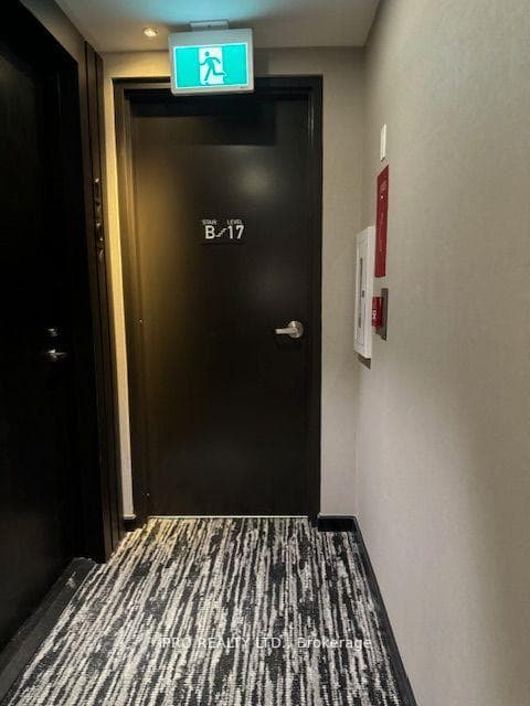 501 Yonge Street Unit 1704 photo 14