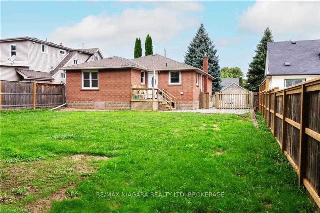 5530 ARTHUR Street photo 4