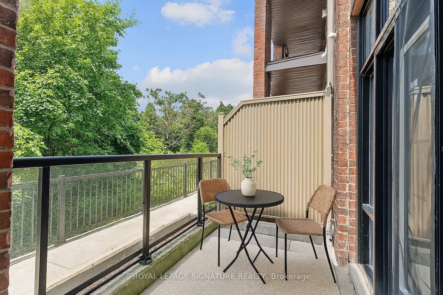 18 WHITAKER Way Unit 149 photo 5