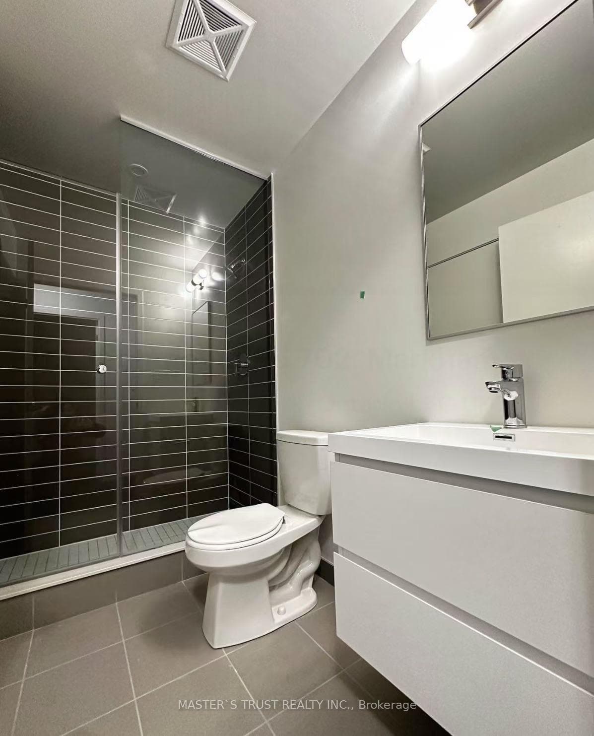 8119 Birchmount Road Unit 702 photo 9