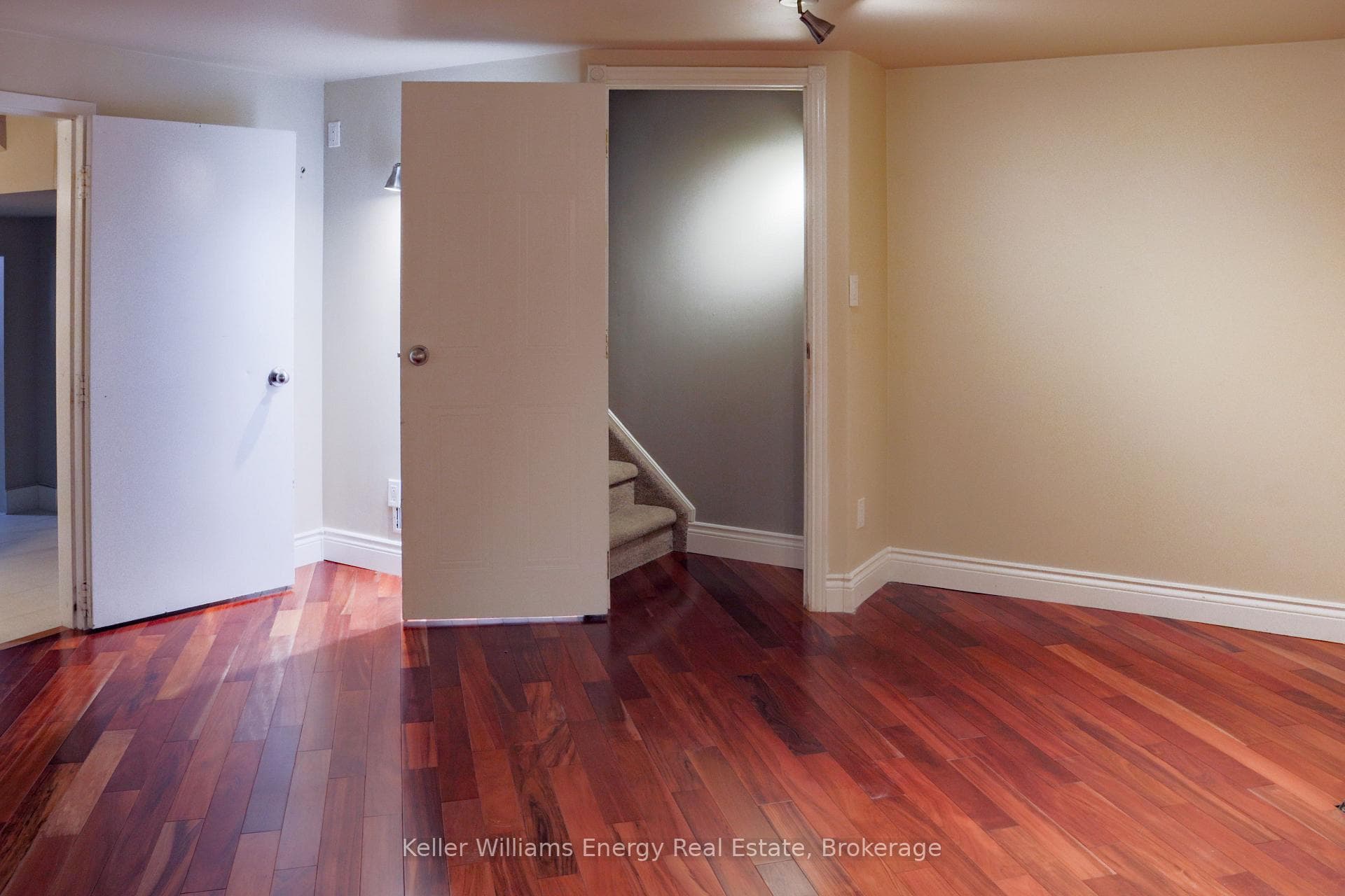 349 Adelaide Avenue Unit Unit 1 photo 13