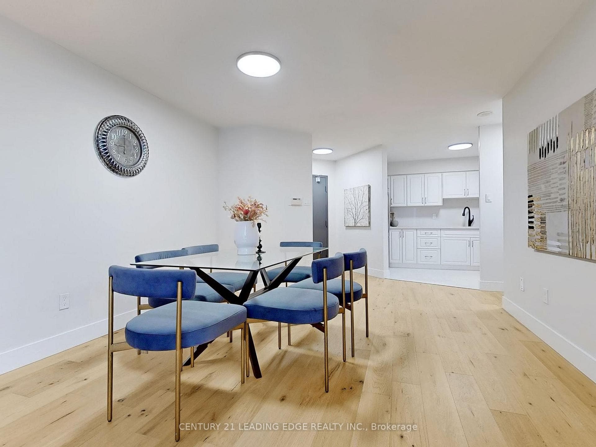 8501 Bayview Avenue Unit 319 photo 4