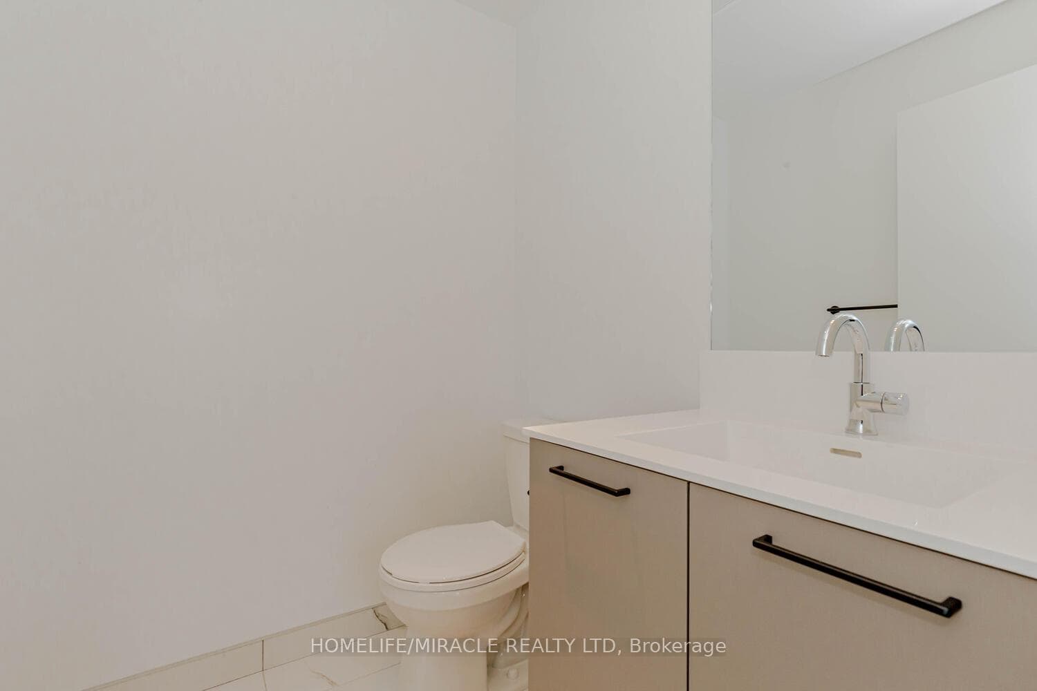 20 Lagerfeld Drive Unit 11 photo 18
