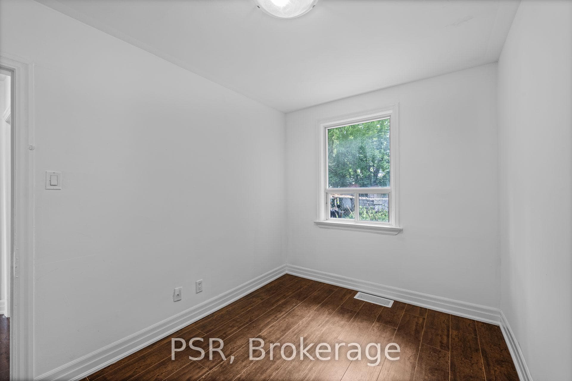 18 Grandview Avenue Unit Main Fl photo 19