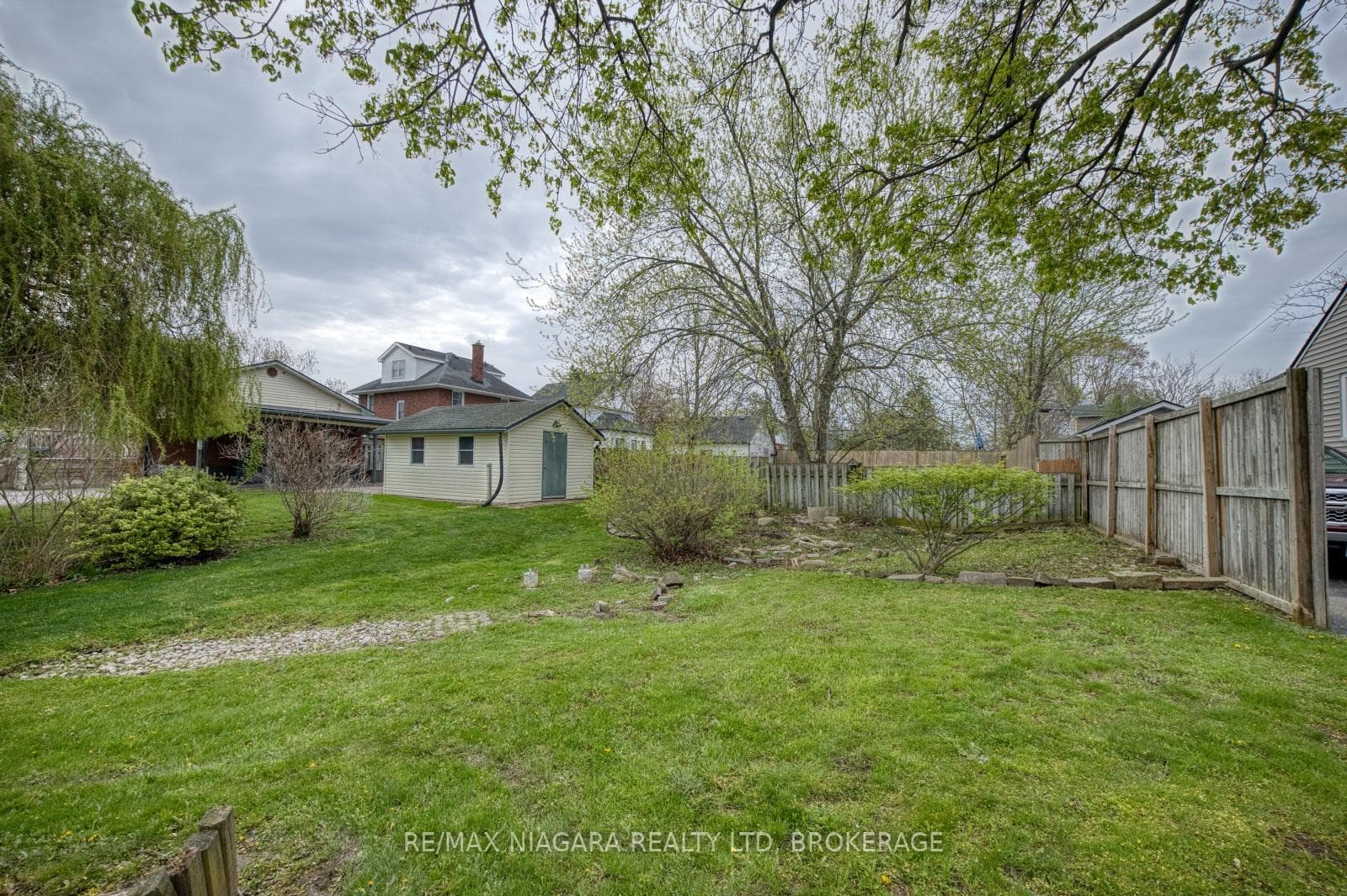 301 Highland Avenue photo 27