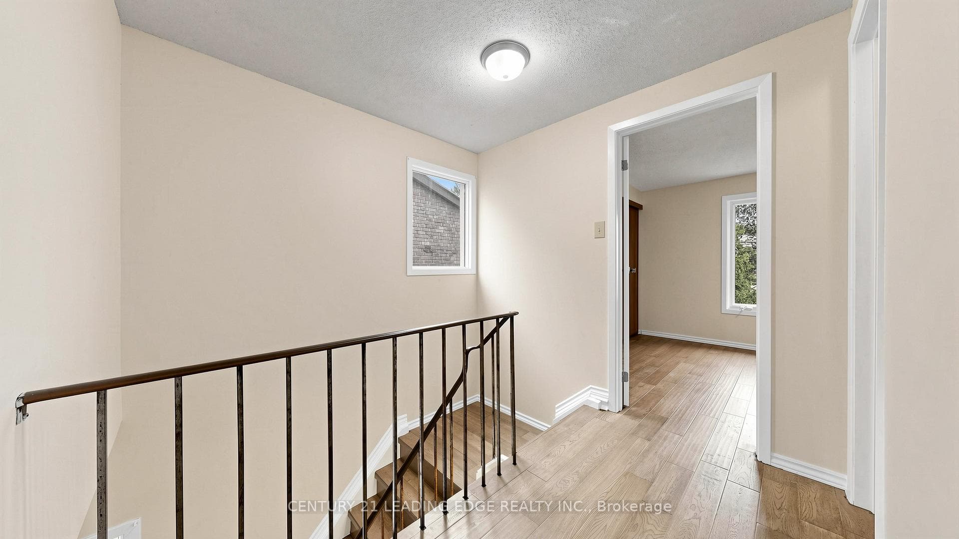 80 Upton Crescent photo 16