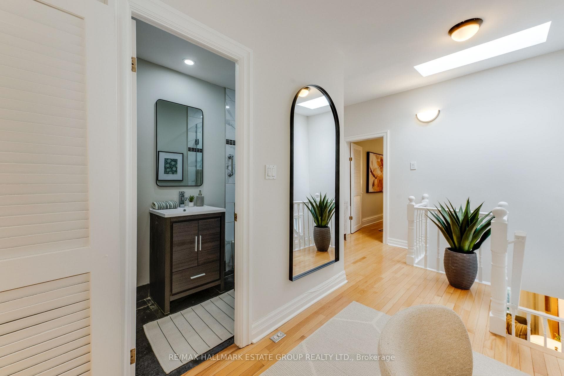 335 Kenilworth Avenue photo 17