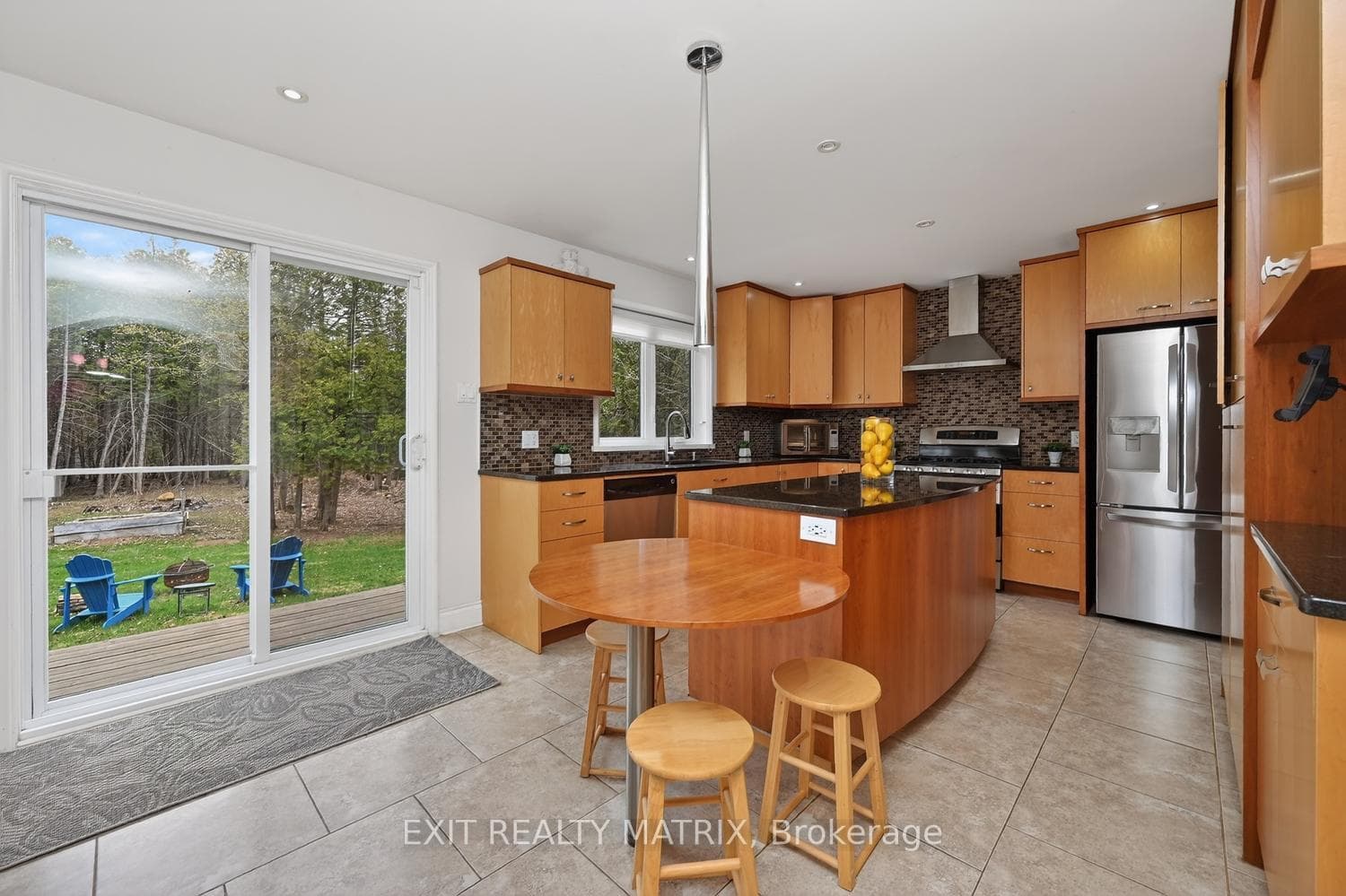4081 Caracourt Drive photo 11
