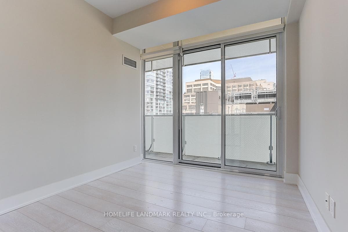 200 Bloor Street Unit 1804 photo 26