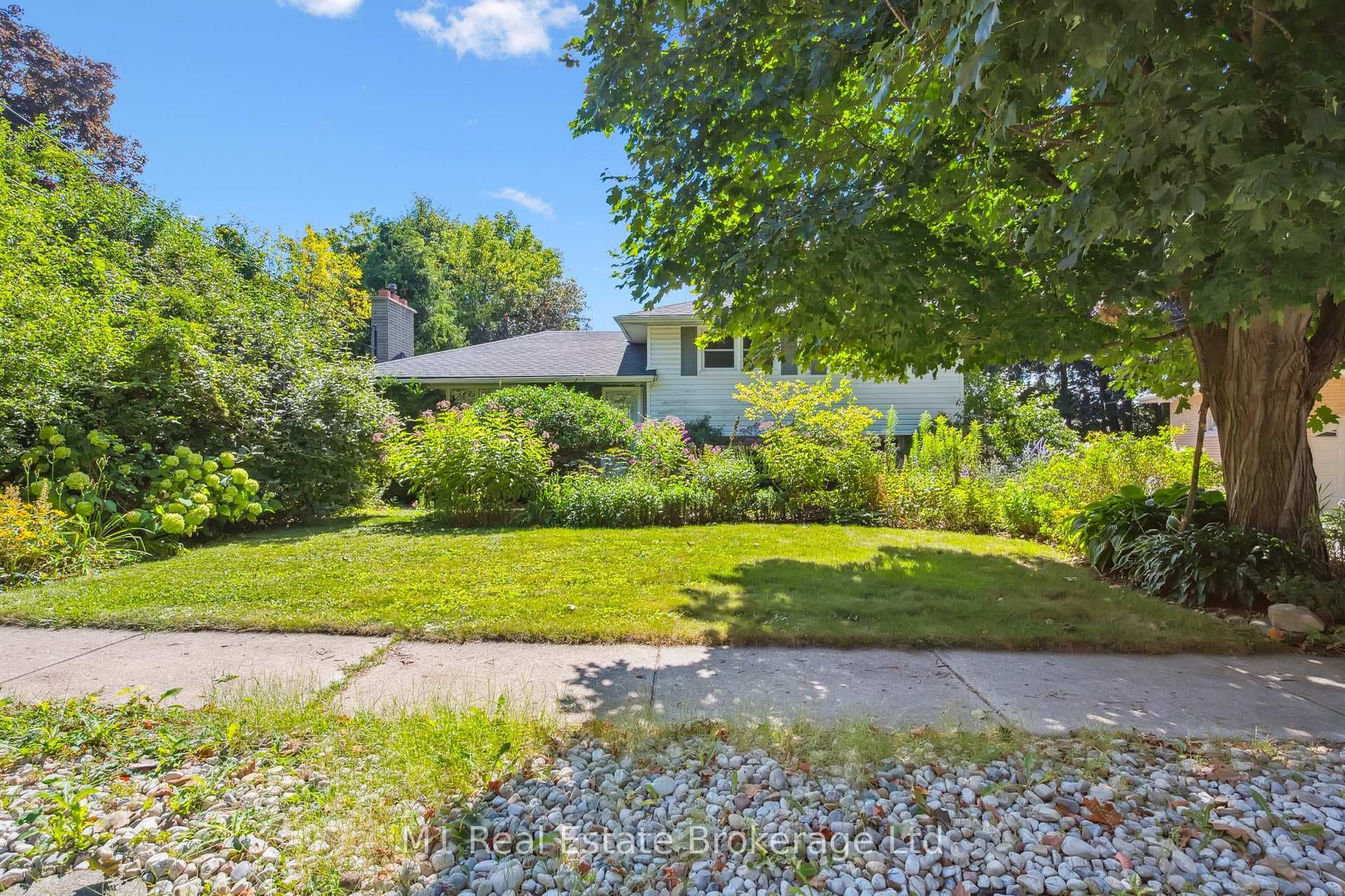 21 Gladstone Avenue photo 7