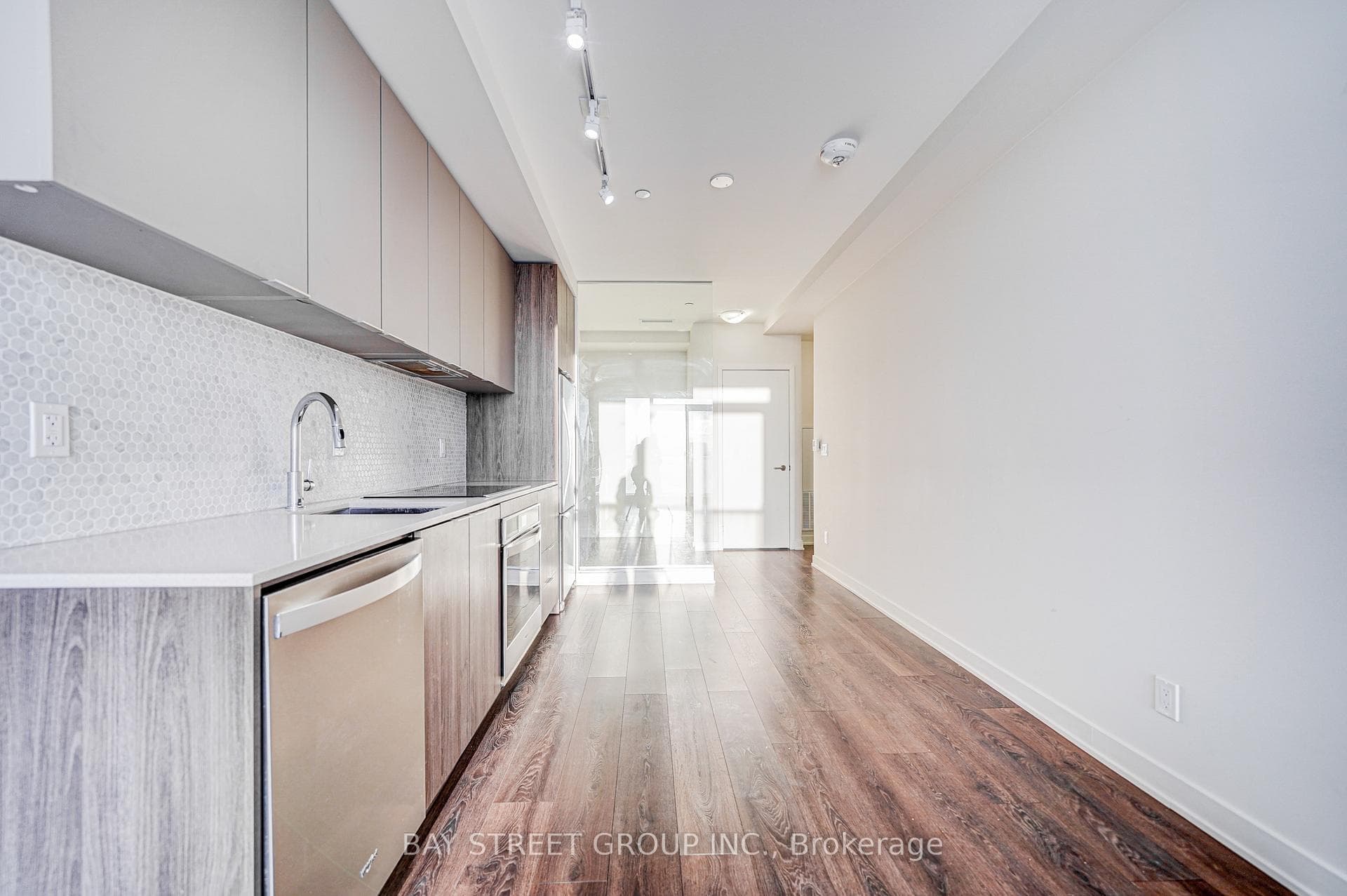 2 Sonic Way Unit 1211 photo 17