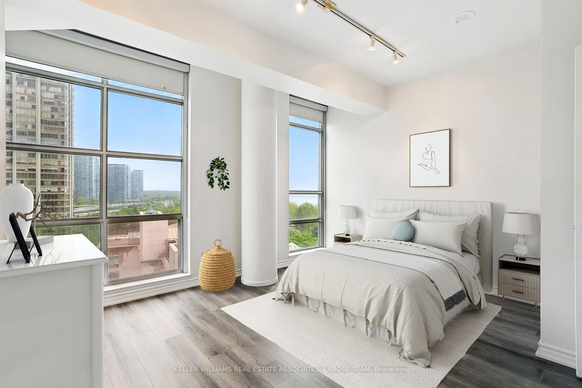 5 Marine Parade Drive Unit 912 photo 20
