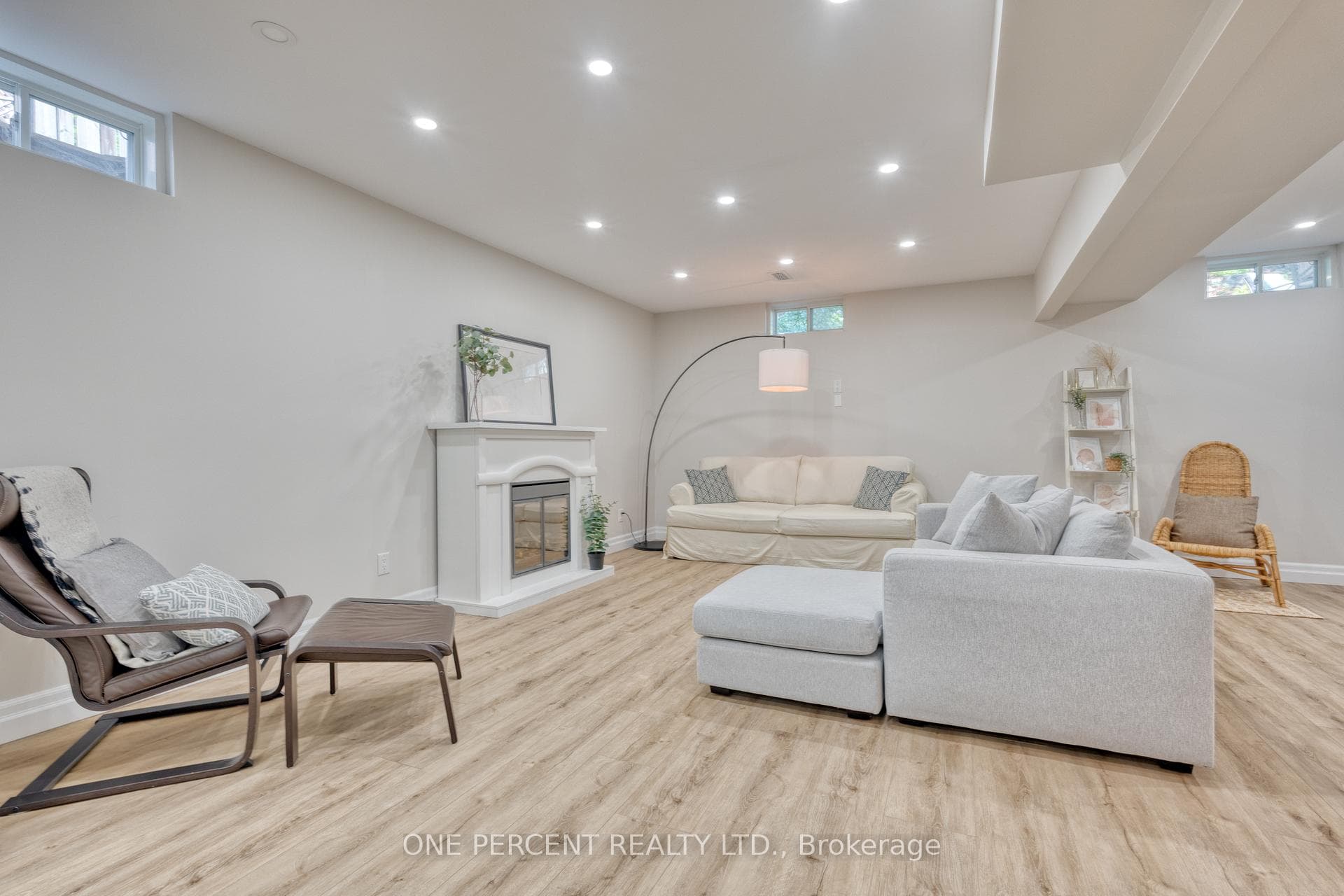 34 Novoco Drive photo 25