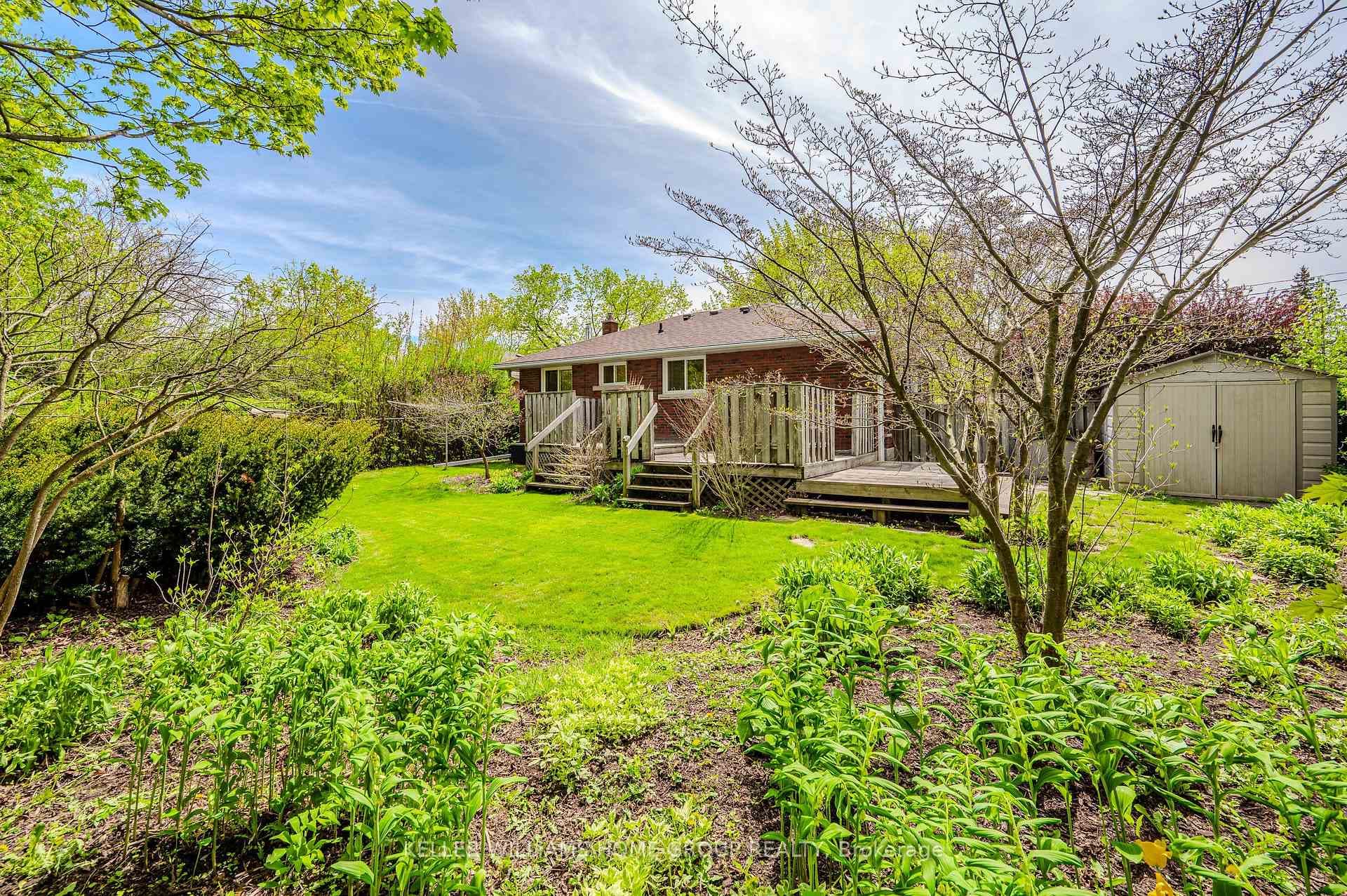 176 Waverley Drive photo 33
