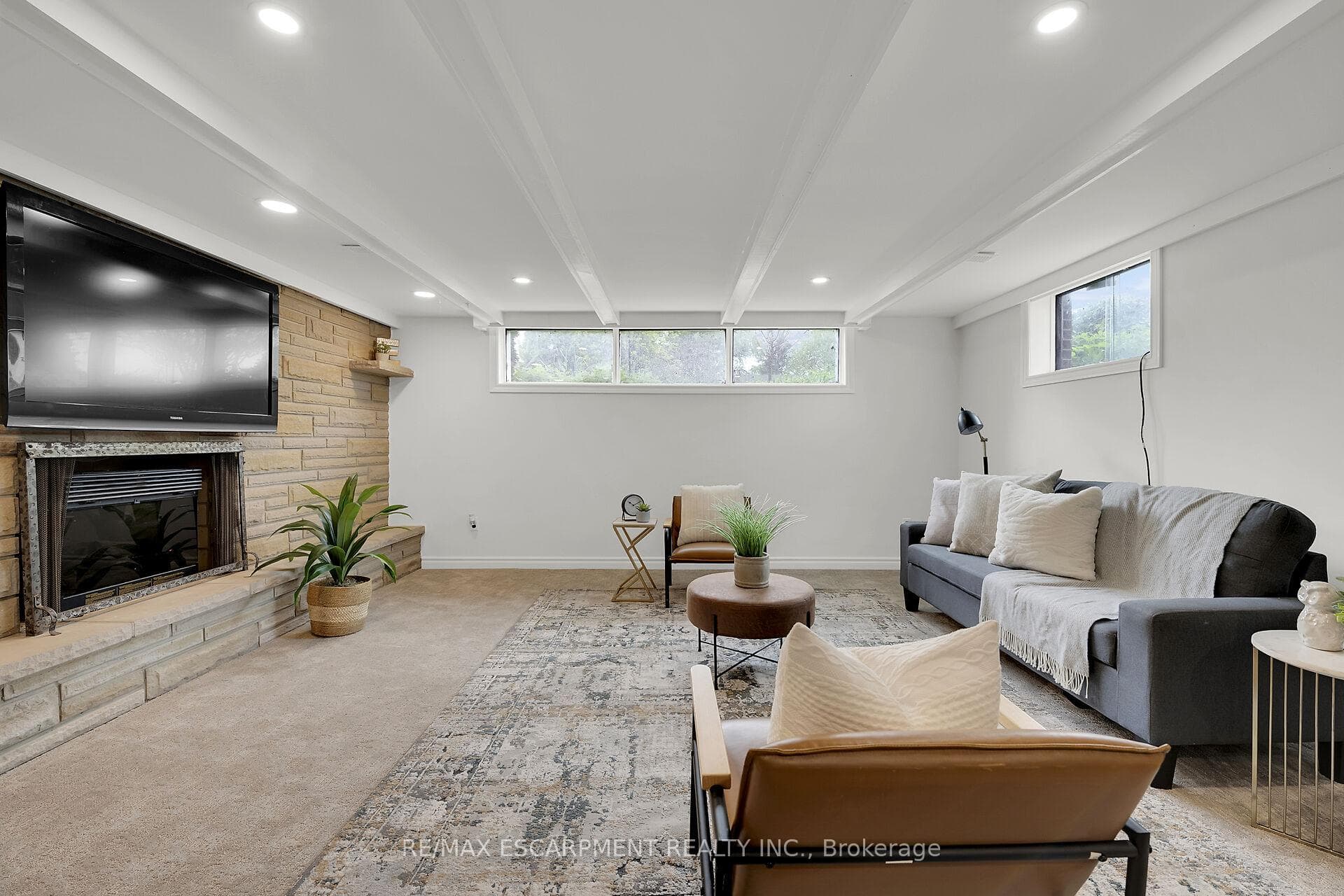 42 Nelles Street photo 32