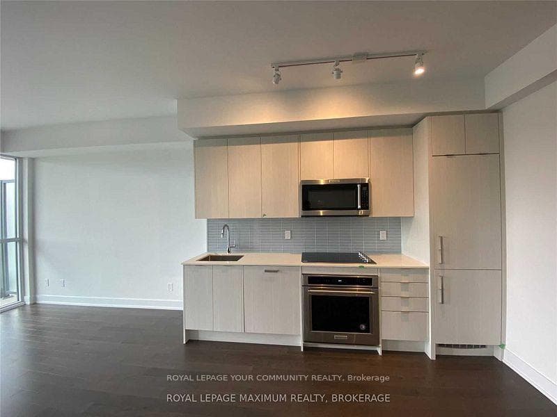 181 Bedford Road Unit 803 photo 15