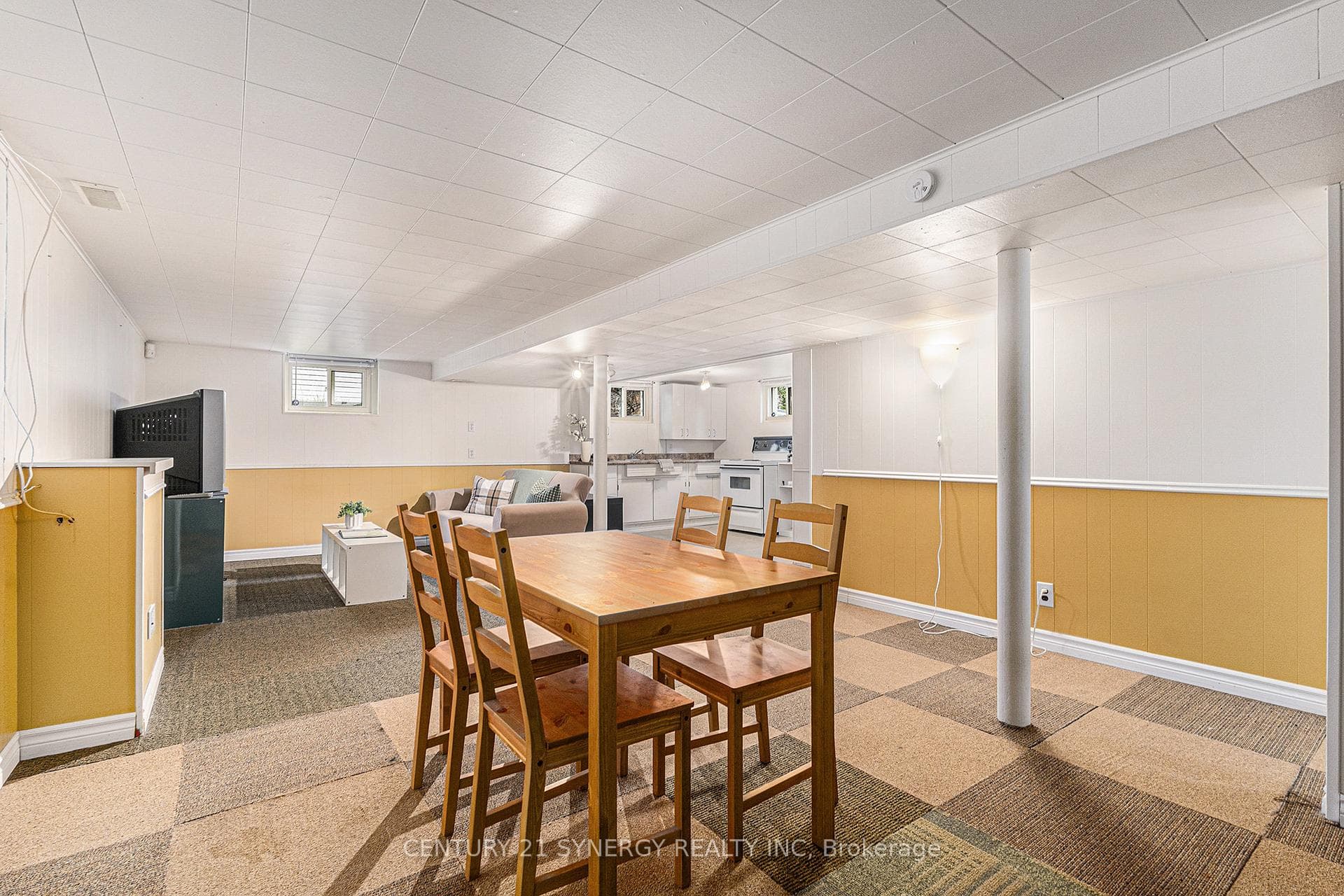292 Ducharme Boulevard photo 21