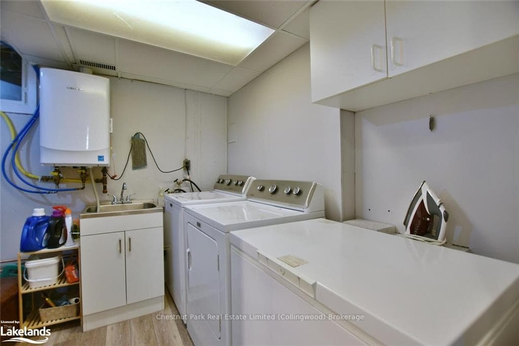 9 PARK Road photo 37