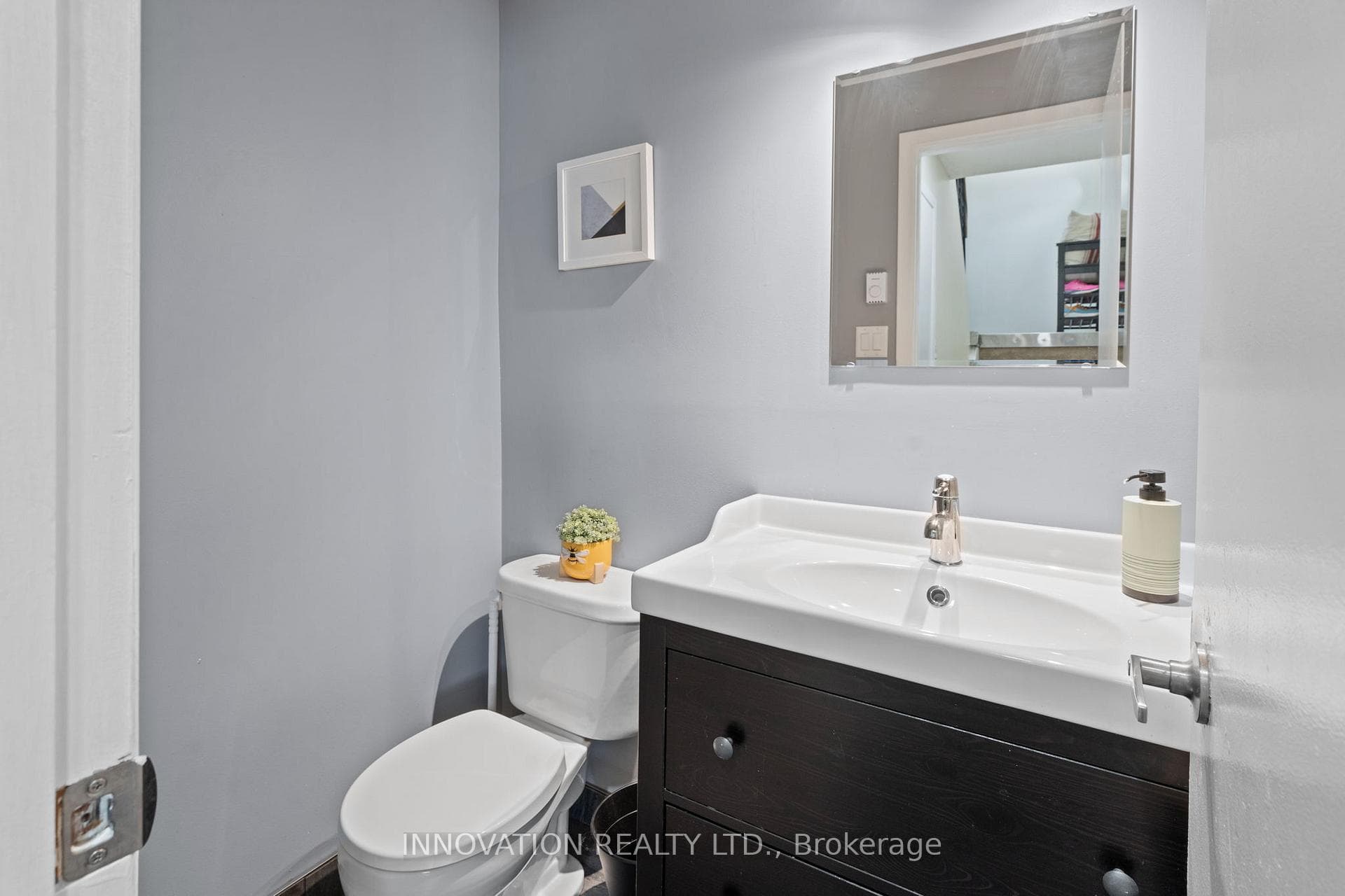 20 Woodvale Green N/A Unit B photo 27