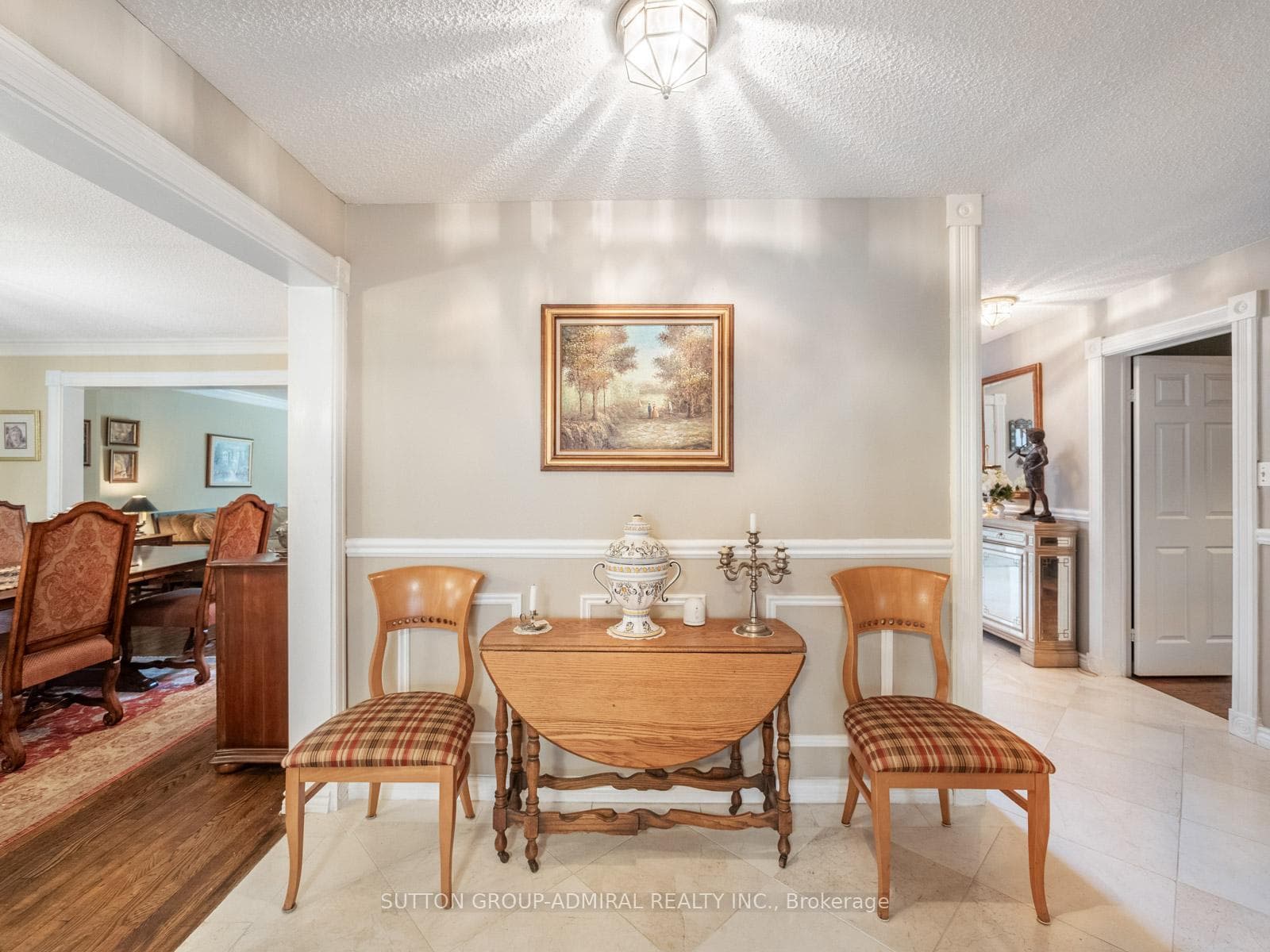 49 Miriam Crescent photo 8