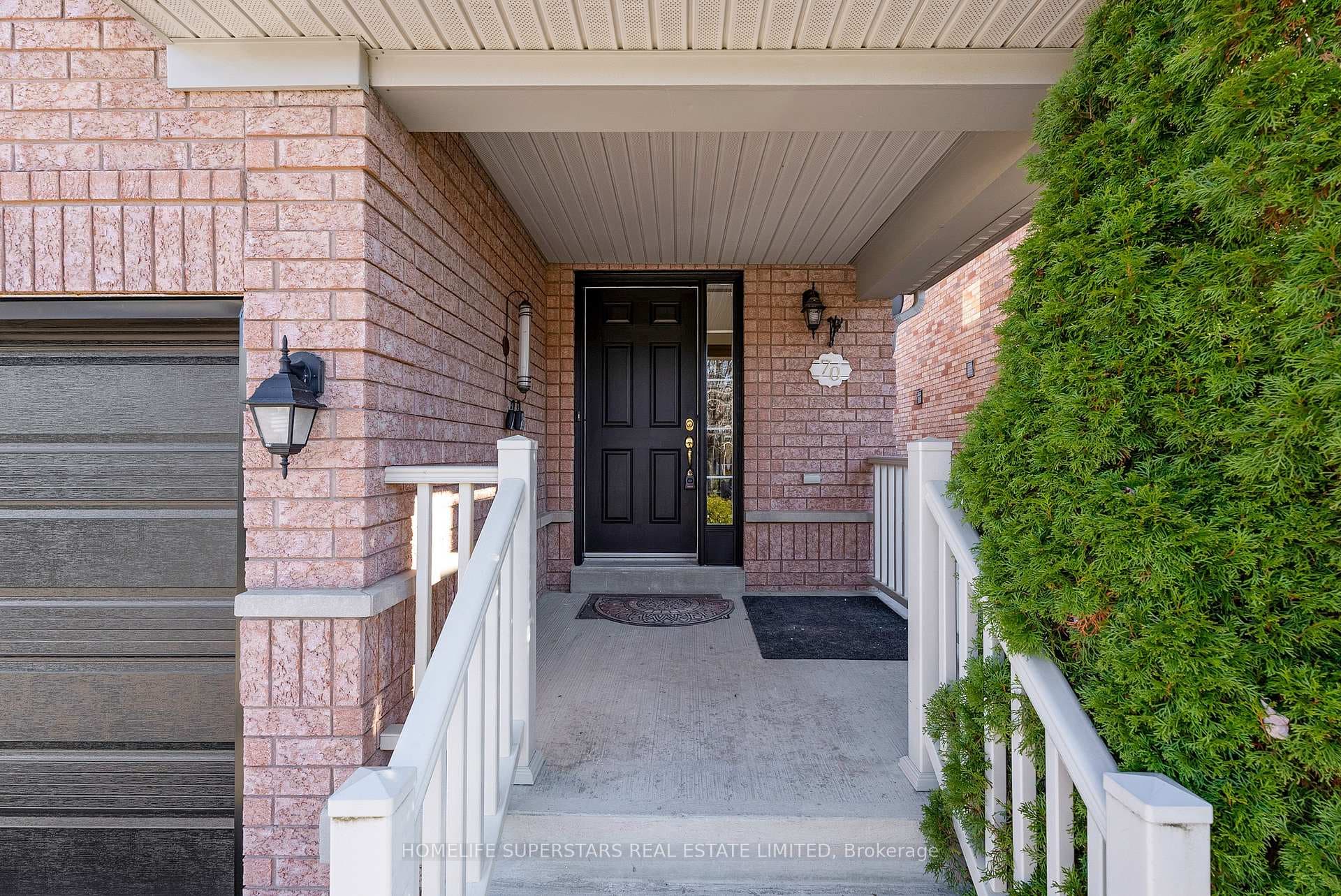 70 Shoniker Drive photo 3