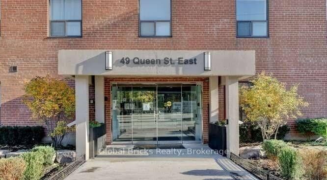 49 Queen Street Unit 501 photo 2