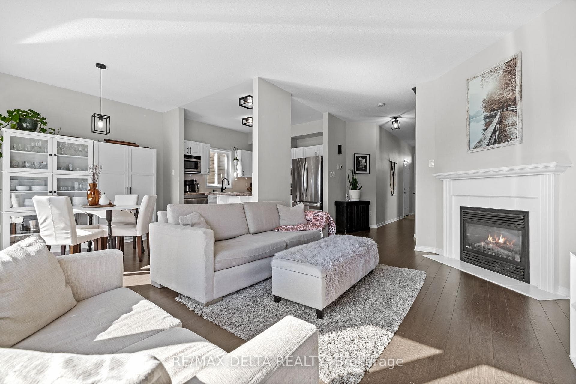 221 MERCURY Street photo 14