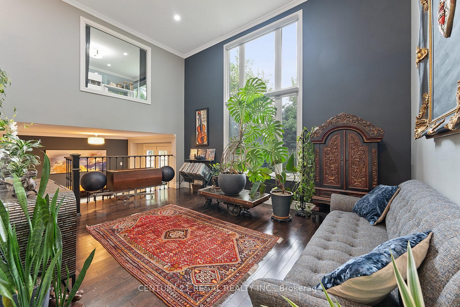 3358 Tallmast Crescent photo 4